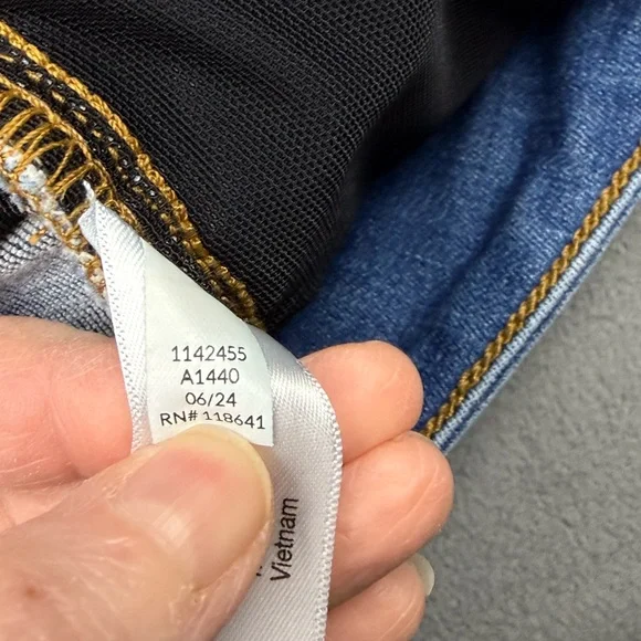 Lane Bryant Light Blue Straight Leg Jeans - Picture 9 of 10